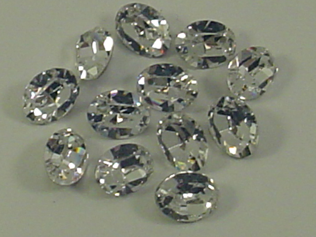 12pcs. OVAL 8x6mm CRYSTAL (maxima) pointed back preciosa rHINESTONES